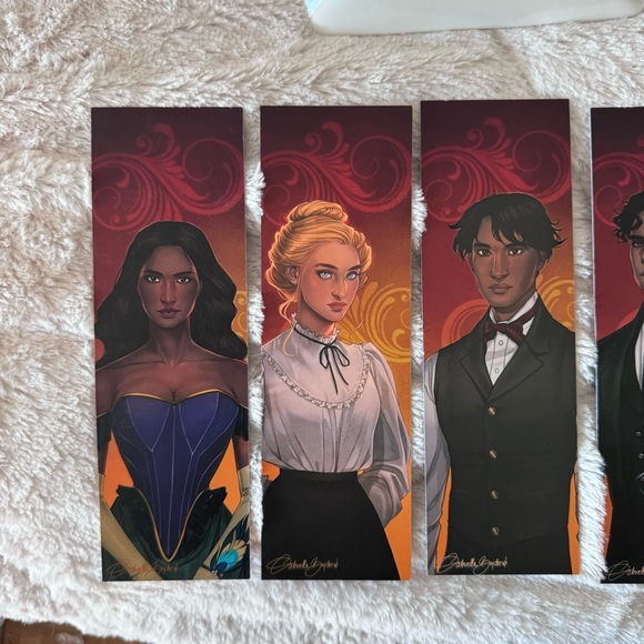 Gilded Wolves Trinket Dish & Bookmarks - Picture 3 of 5